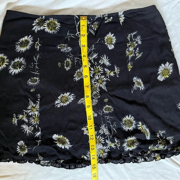 Obey mini skirt - Picture 5 of 6